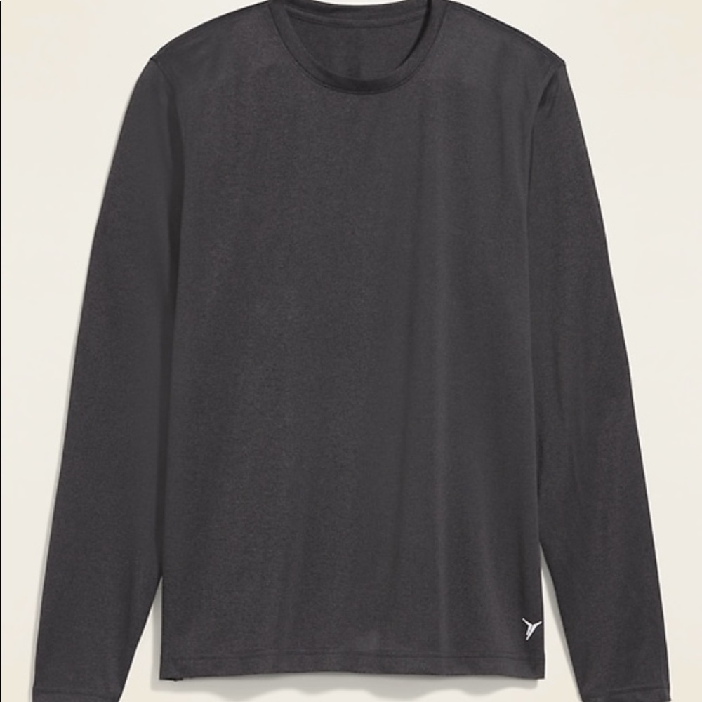 Old Navy Go-Dry Cool Odor-Control Core Long Sleeve
